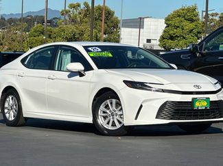 Used 2025 Toyota Camry LE FWD video 2
