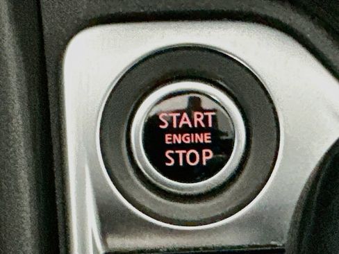 Used 2020 Nissan Sentra SV FWD image 24