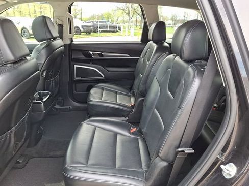 Certified 2022 Kia Telluride S image 10
