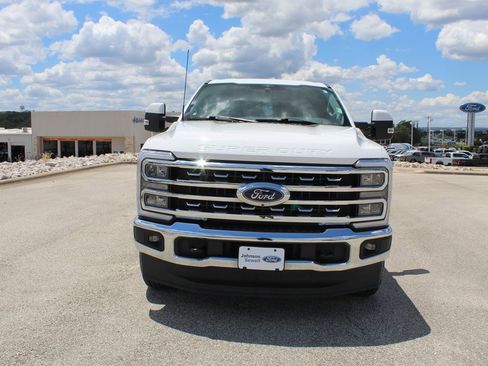 Certified 2023 Ford F250 Lariat image 3