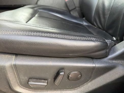 Used 2020 Ford Expedition XLT w/ Equipment Group 202A RWD image 7