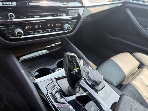 Used 2017 BMW 540i xDrive AWD/4WD image 21