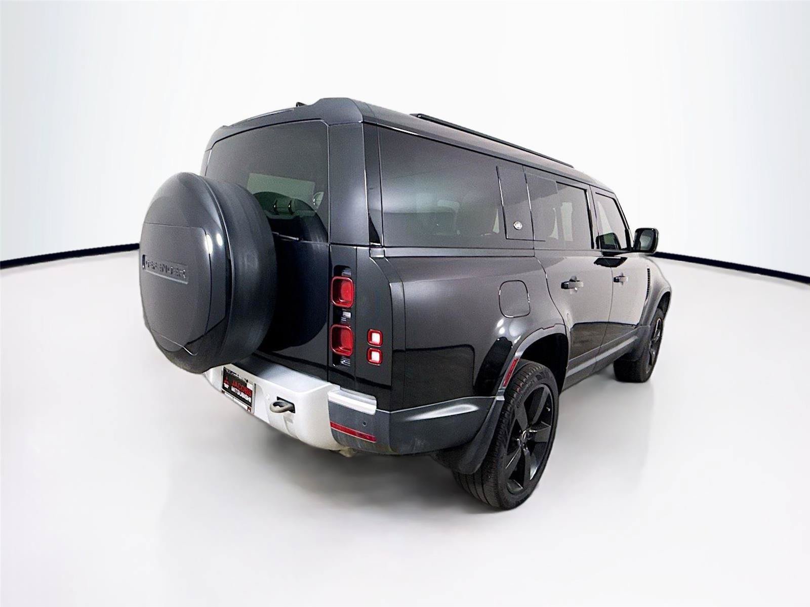 Used 2024 Land Rover Defender 130 S AWD/4WD image 12