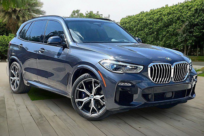 Used 2019 BMW X5 xDrive50i w/ M Sport Package AWD/4WD image 11