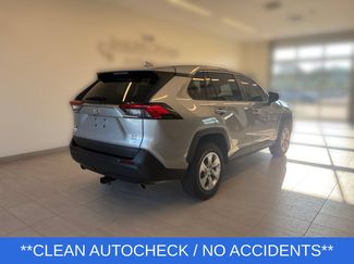 Used 2022 Toyota RAV4 LE AWD/4WD video 2