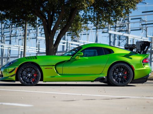 Used 2017 Dodge Viper GTC w/ ACR Package image 17