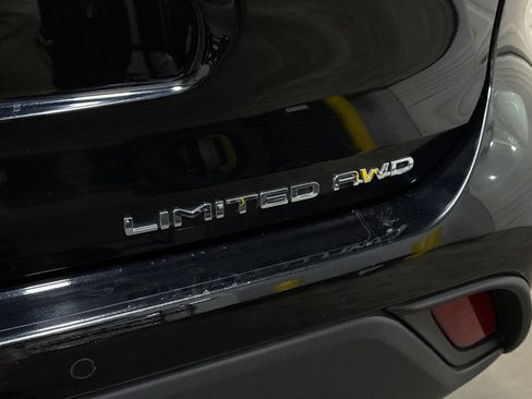 Used 2020 Toyota Highlander Limited image 6