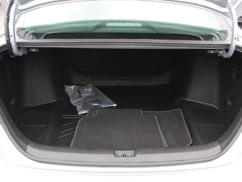 Used 2025 Honda Accord Sport image 24