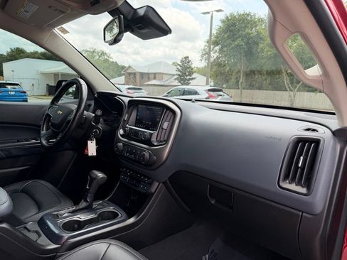 Used 2021 Chevrolet Colorado Z71 w/ Safety Package RWD image 27