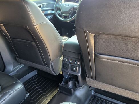 Used 2017 Ford Explorer Limited w/ Equipment Group 301A AWD/4WD image 28
