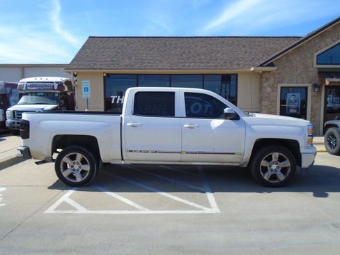 Used 2015 Chevrolet Silverado 1500 LT w/ Texas Edition, 1LT Trim image 4