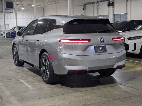 New 2026 BMW iX xDrive45 image 8