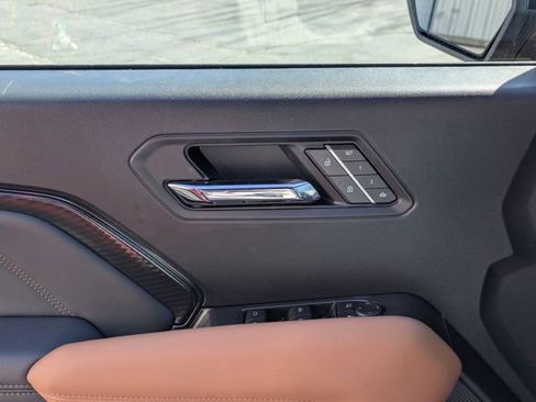 New 2026 GMC Canyon AT4 w/ AT4 Premium Package image 12