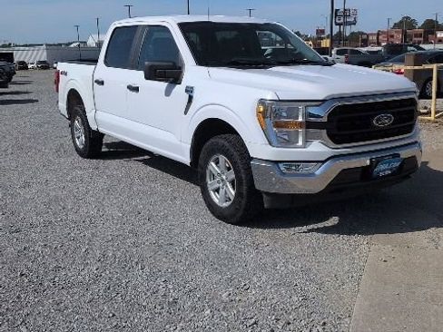 Used 2021 Ford F150 XLT AWD/4WD image 2