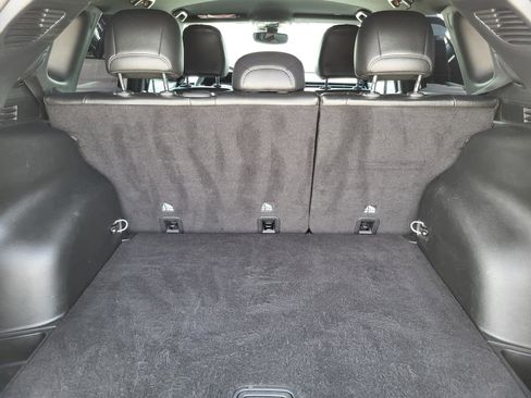 Certified 2024 Jeep Compass Latitude image 12