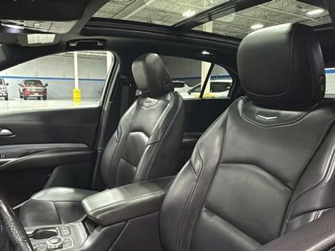 Used 2020 Cadillac XT4 Premium Luxury w/ Cold Weather Package image 14