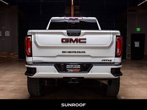 Used 2023 GMC Sierra 2500 AT4 w/ AT4 Premium Plus Package image 7