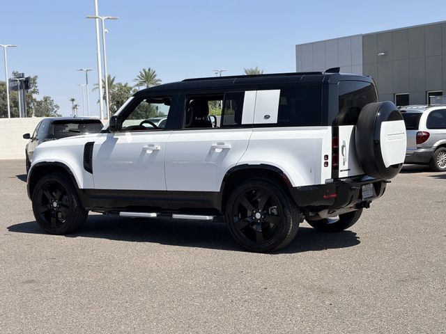 Used 2024 Land Rover Defender 110 X-Dynamic SE AWD/4WD image 30