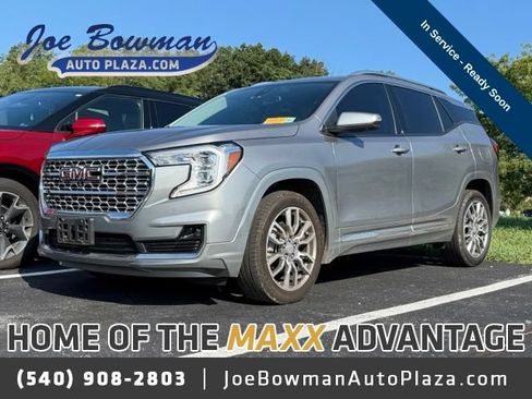 Used 2023 GMC Terrain Denali w/ Denali Premium Package AWD/4WD image 1