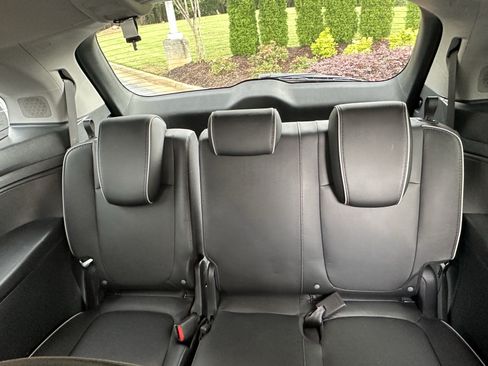 Used 2023 Honda Odyssey Elite image 11