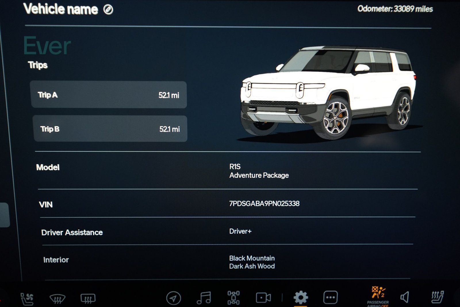 Used 2023 Rivian R1S Adventure Quad AWD/4WD image 7