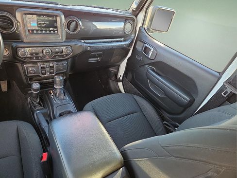 Used 2021 Jeep Wrangler Unlimited Sport image 12