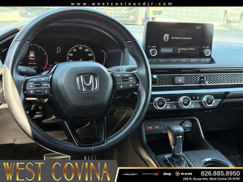 Used 2025 Honda Civic Sport image 32