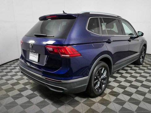 Certified 2023 Volkswagen Tiguan SE w/ Panoramic Sunroof Package FWD image 6