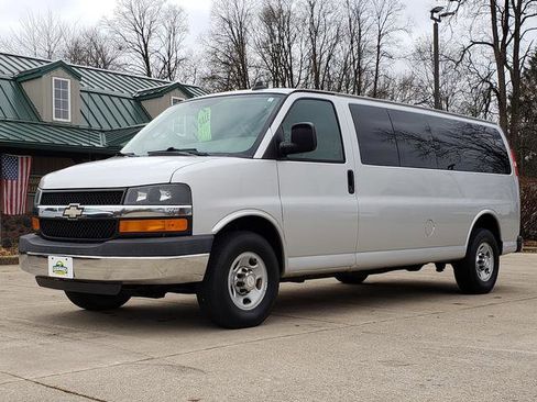 Used 2016 Chevrolet Express 3500 LT w/ LT Preferred Equipment Group image 1