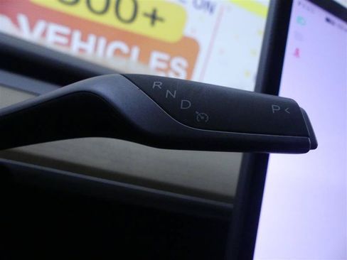 Used 2023 Tesla Model Y AWD image 18