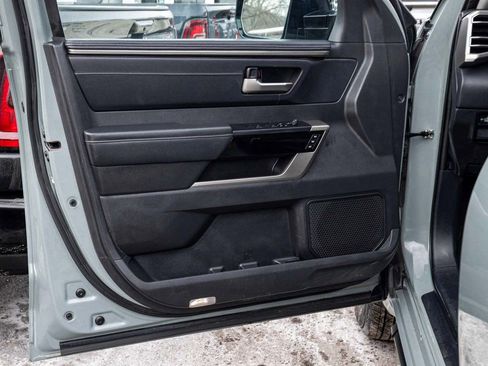 Used 2024 Toyota Tundra Limited image 11