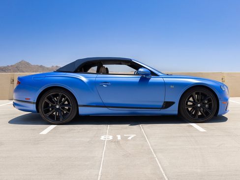 Used 2020 Bentley Continental GT V8 AWD/4WD image 14