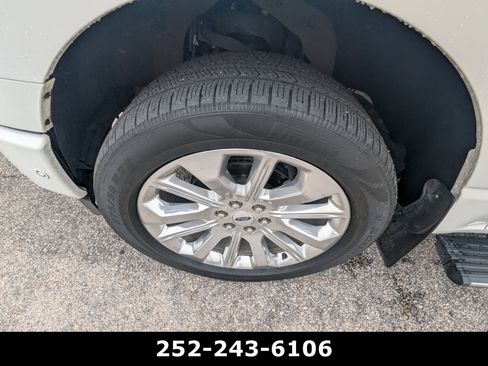 Used 2022 Ford F150 Limited AWD/4WD image 10