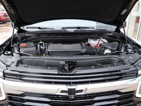 New 2026 Chevrolet Suburban LS image 45