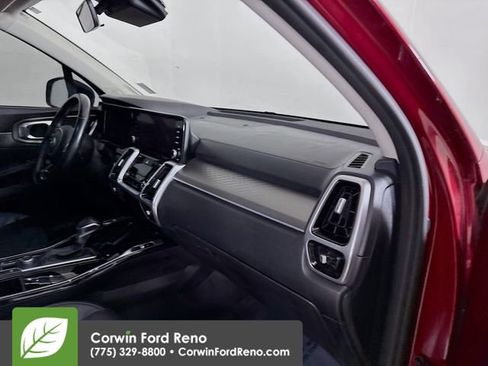 Used 2021 Kia Sorento SX image 31