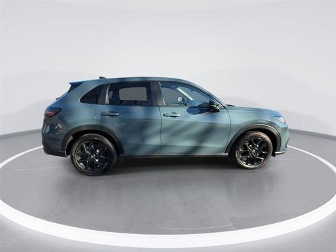 New 2025 Honda HR-V Sport image 9