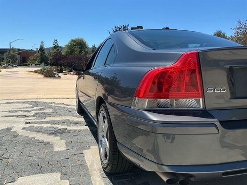Used 2005 Volvo S60 R AWD/4WD image 14