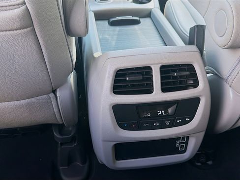 Certified 2022 Honda Pilot Special Edition image 22