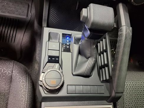 Used 2026 Toyota 4Runner SR5 image 17