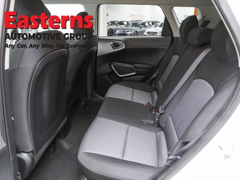 Used 2024 Kia Soul LX w/ Option Group 015 image 21