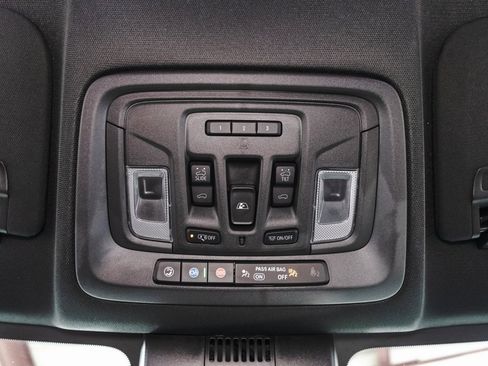 Used 2024 GMC Sierra 2500 AT4 w/ AT4 Premium Plus Package image 18