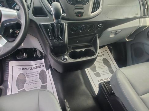 Used 2018 Ford Transit 350 XL image 15