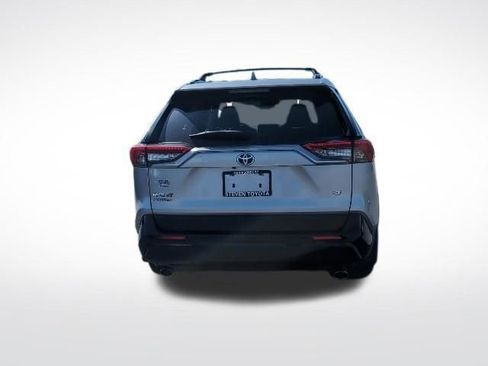 Used 2021 Toyota RAV4 SE w/ Weather & Moonroof Package AWD/4WD image 6