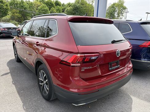 Used 2019 Volkswagen Tiguan SE w/ Panoramic Sunroof Package AWD/4WD image 5