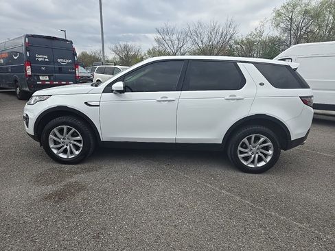 Used 2018 Land Rover Discovery Sport HSE image 4