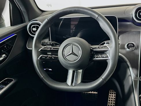 Used 2024 Mercedes-Benz GLC 300 4MATIC w/ AMG Line image 18