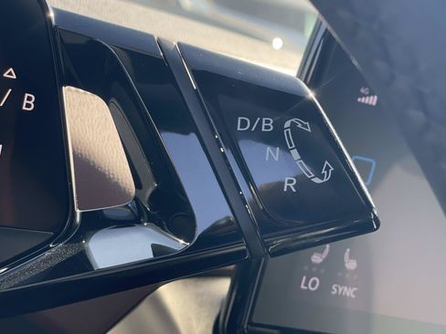Certified 2023 Volkswagen ID.4 Pro RWD image 16