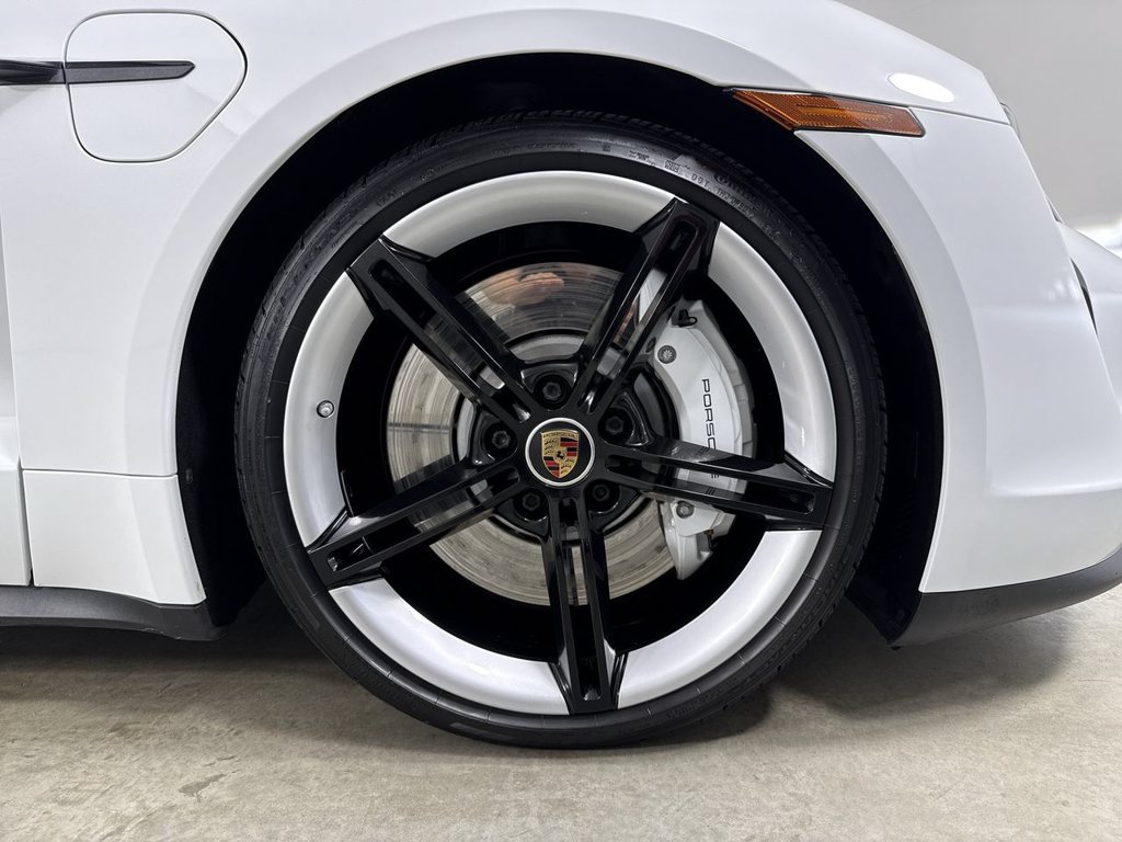 Certified 2021 Porsche Taycan 4S AWD/4WD image 15