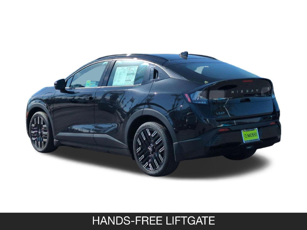 New 2026 Nissan Leaf Platinum+ w/ Cargo Package (Platinum+) FWD image 7