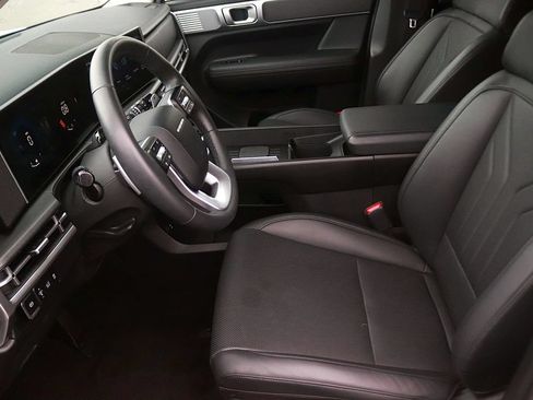Used 2026 Hyundai Santa Fe SEL AWD/4WD image 13